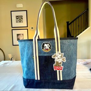 LEVI'S® X FELIX THE CAT™ CAMPUS CARRYALL TOTE